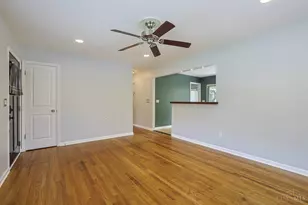 3958 Ridgecombe Dr, Cincinnati, OH 45248 - Photo 7