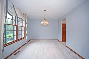 848 Cannes Ct, Miami Township, OH 45140 - Photo 11