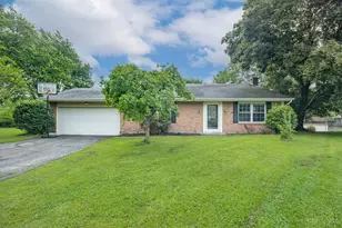 135 Stonemill Ct, Monroe, OH 45050 - Photo 1