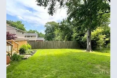 1559 Rockhurst Lane, Cincinnati, OH 45255 - Photo 3