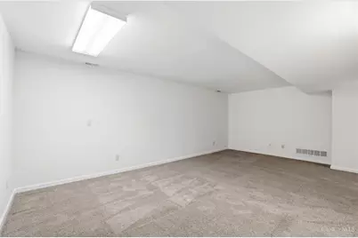 9490 Carriage Run Circle, Deerfield Township, OH 45140 - Photo 47