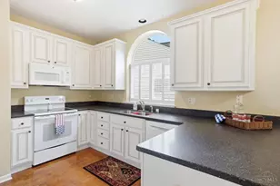 9490 Carriage Run Cir, Deerfield Township, OH 45140 - Photo 19