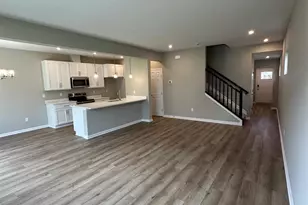 594 Dedication Ln, Union Township, OH 45245 - Photo 5