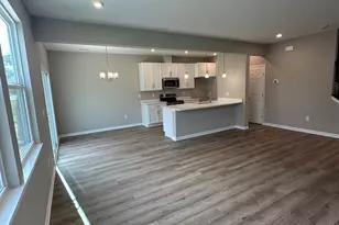 594 Dedication Ln, Union Township, OH 45245 - Photo 7