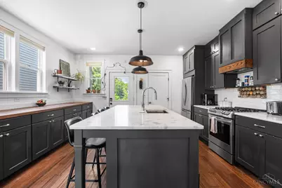 4229 Kirby Avenue, Cincinnati, OH 45223 - Photo 9