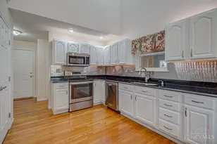 1015 Olde Station Ct, Fairfield, OH 45014 - Photo 9