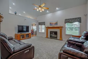 1015 Olde Station Ct, Fairfield, OH 45014 - Photo 5