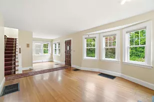 3616 Hedgerow Ln, Cincinnati, OH 45220 - Photo 3