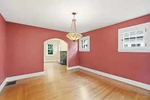 3616 Hedgerow Ln, Cincinnati, OH 45220 - Photo 9
