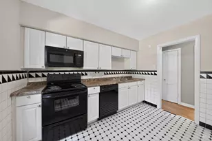 1641 Tuxworth Ave, Cincinnati, OH 45238 - Photo 9