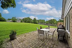 7814 Jandaracres Dr, Cincinnati, OH 45248 - Photo 25