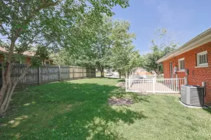 5291 Briarhill Dr, Delhi Township, OH 45238 - Photo 27