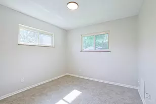 5291 Briarhill Dr, Delhi Township, OH 45238 - Photo 15