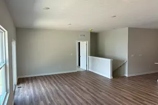 1774 Parkfield Wy, Goshen, OH 45122 - Photo 3