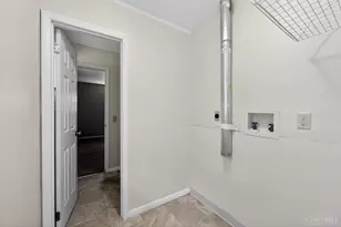 2494 W Kemper Rd, Colerain Township, OH 45231 - Photo 17
