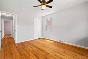 5758 Glengate Ln, Cincinnati, OH 45212 - Photo 15