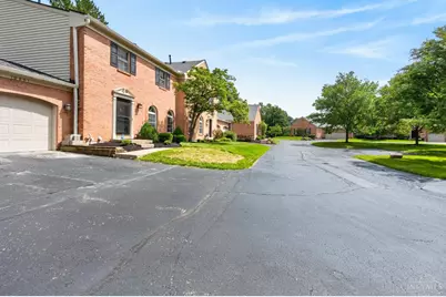 10801 Fallsington Court, Blue Ash, OH 45242 - Photo 5