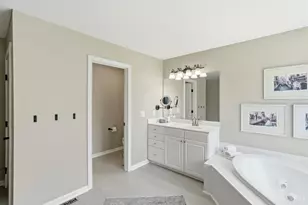 8096 Wycliffe Dr, Anderson Township, OH 45244 - Photo 23