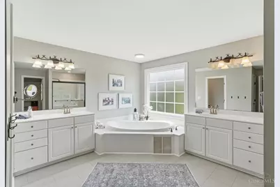 8096 Wycliffe Drive, Anderson Township, OH 45244 - Photo 21