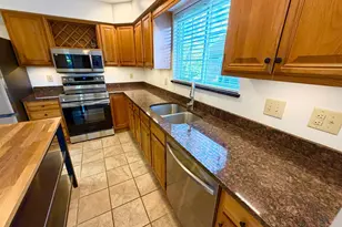 8442 Wick Ln, Deerfield Township, OH 45039 - Photo 9