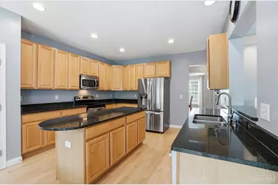 678 Hyacinth Road, Union Township, OH 45245 - Photo 15