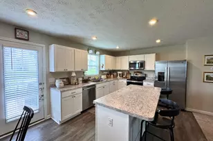 5935 Regatta Dr, Middletown, OH 45042 - Photo 5