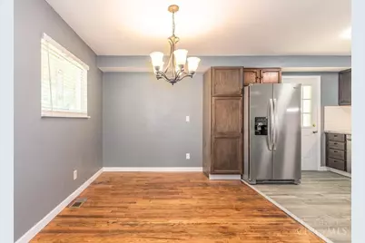8670 Zodiac Drive, Springfield Township, OH 45231 - Photo 9