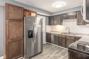 8670 Zodiac Dr, Springfield Township, OH 45231 - Photo 13