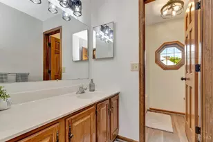5435 Brigade Ct, Cincinnati, OH 45239 - Photo 19