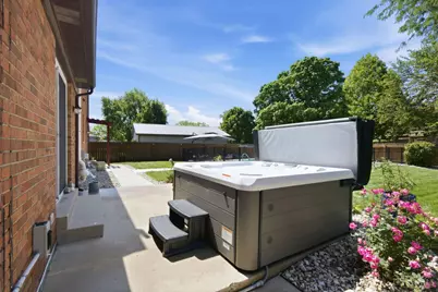 2042 Cortina Drive, Dayton, OH 45459 - Photo 49