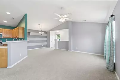 844 Heritage Green Drive, Monroe, OH 45050 - Photo 7