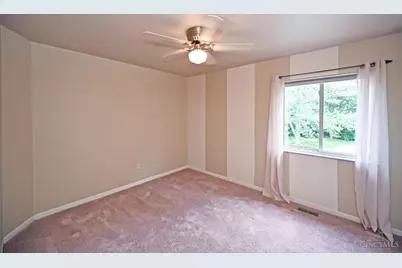 7664 Hampton Place Lane, Cincinnati, OH 45244 - Photo 39