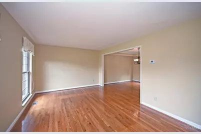 7664 Hampton Place Lane, Cincinnati, OH 45244 - Photo 7