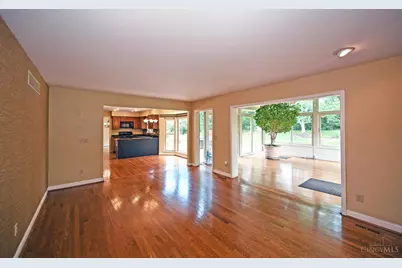 7664 Hampton Place Lane, Cincinnati, OH 45244 - Photo 21