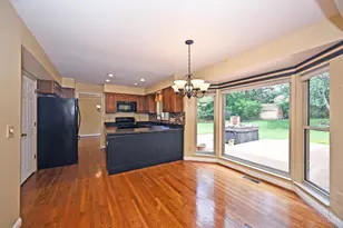 7664 Hampton Pl Ln, Cincinnati, OH 45244 - Photo 17