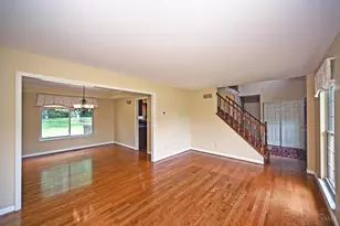7664 Hampton Pl Ln, Cincinnati, OH 45244 - Photo 9