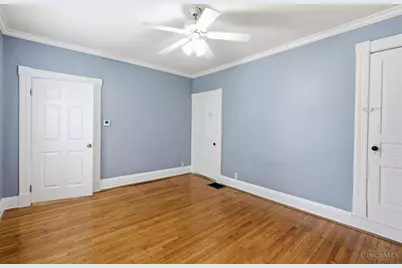 3262 Linwood Avenue, Cincinnati, OH 45226 - Photo 15