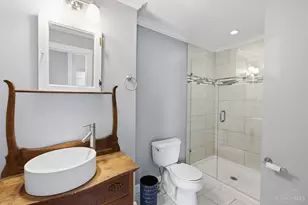 3262 Linwood Ave, Cincinnati, OH 45226 - Photo 17