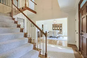 6391 Turpin Hills Dr, Anderson Township, OH 45244 - Photo 5