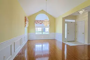 1103 Traverse Creek Dr, Miami Township, OH 45150 - Photo 9