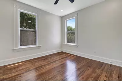 3020 Daytona Avenue, Cincinnati, OH 45211 - Photo 33