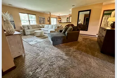 129 Mimosa Court, Hamilton, OH 45013 - Photo 5
