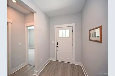 976 Crestpoint Court, Union Township, OH 45245 - Photo 5