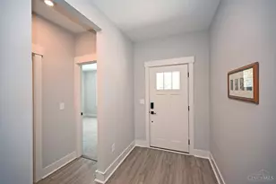 976 Crestpoint Ct, Union Township, OH 45245 - Photo 5