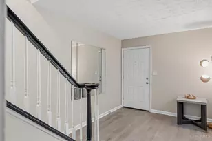 7752 Montgomery Rd, Sycamore Township, OH 45236 - Photo 5