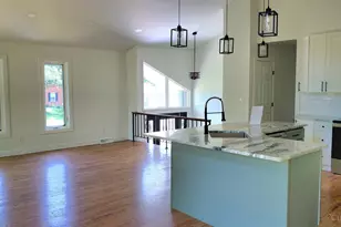2559 Concordgreen Dr, Anderson Township, OH 45244 - Photo 5