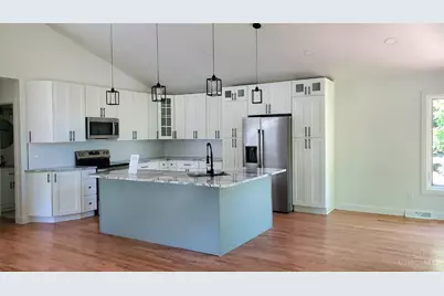 2559 Concordgreen Drive, Cincinnati, OH 45244 - Photo 7