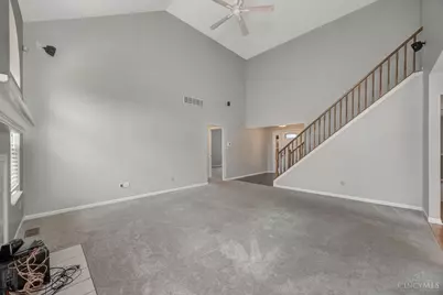2137 Crest Road, Cincinnati, OH 45240 - Photo 9