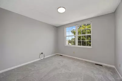 2137 Crest Road, Cincinnati, OH 45240 - Photo 31