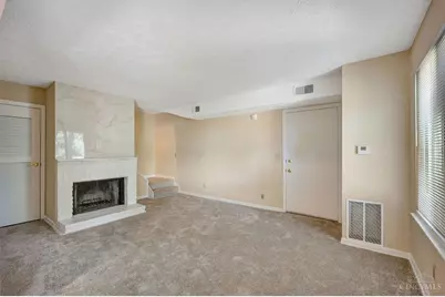 1028 E Crescentville Road, West Chester, OH 45246 - Photo 21